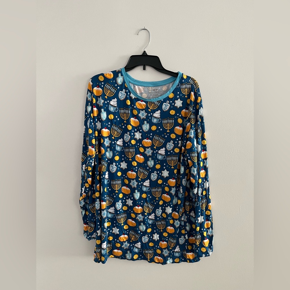 💚 2 for $45 Festive Holiday Little Sleepies Men’s Hanukkah Pajama Top - Size XL